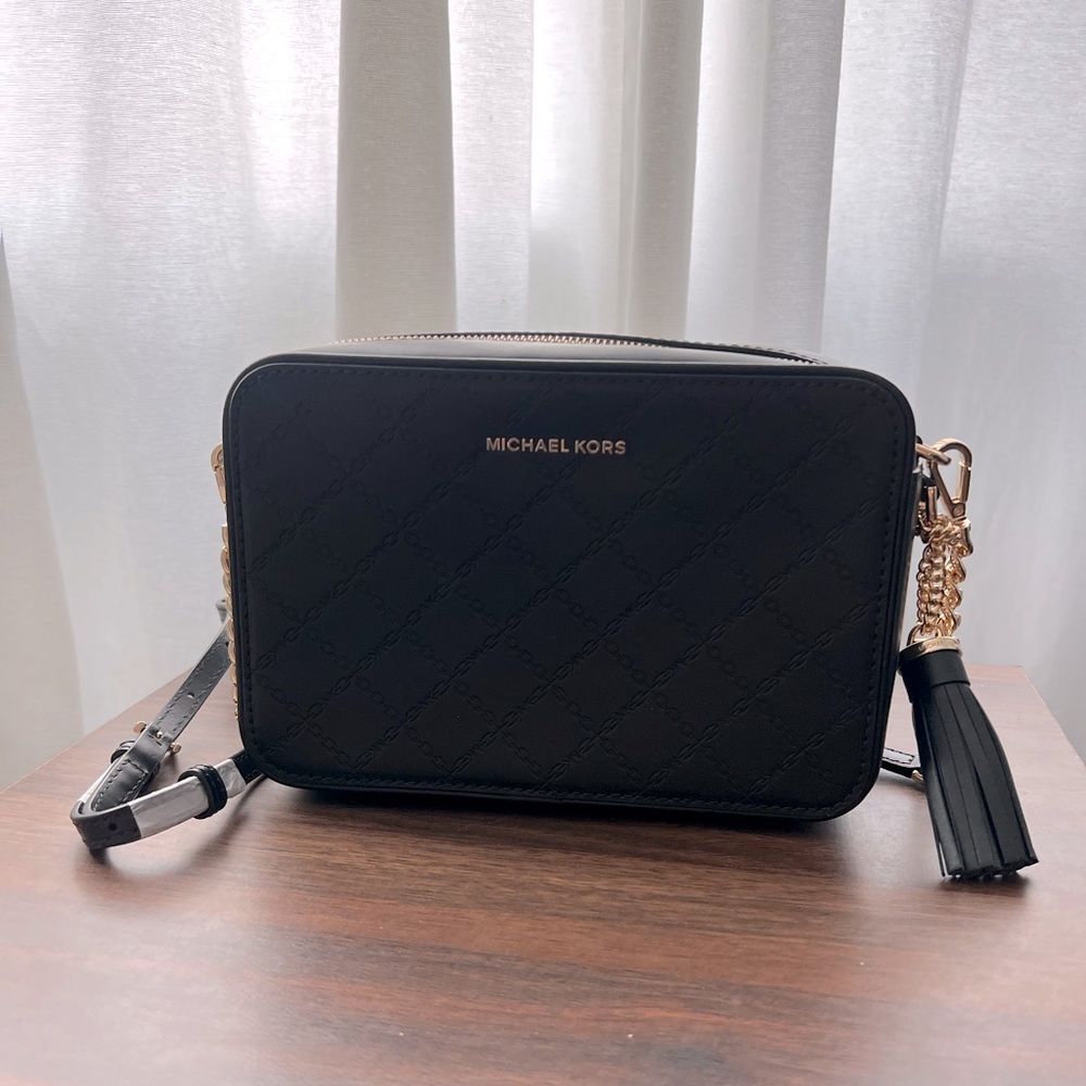 NWT Michael Kors Black Crossbody Bag - Medium “Camera Bag”